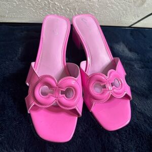 Mule |  Heeled Slides